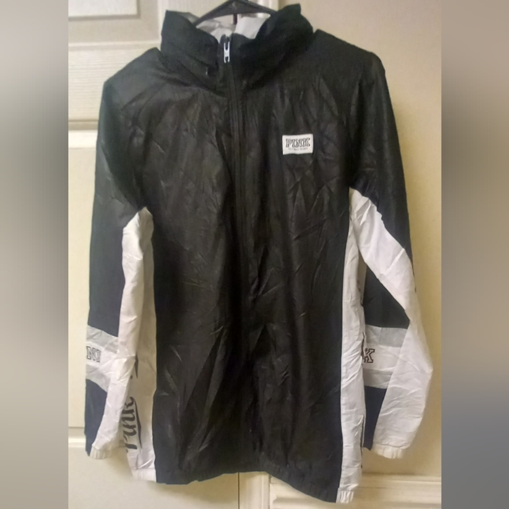 (H) VS Pink Rain Coat ☔